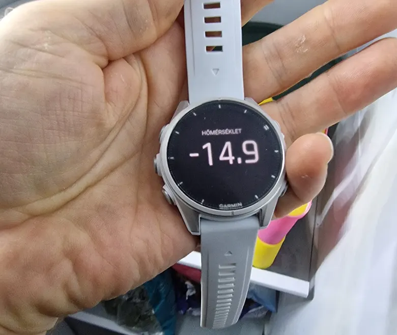 Mélyhűtőben a fenix 8